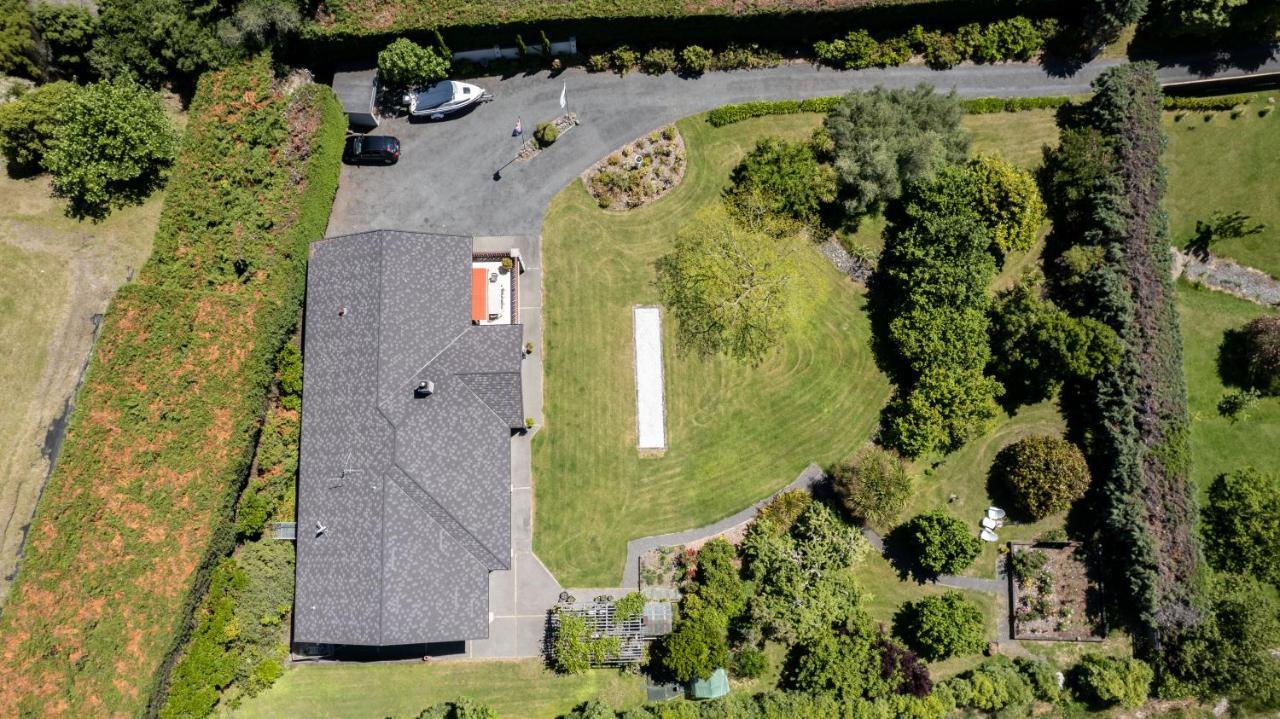 Chalet Eiger Taupo Exterior photo