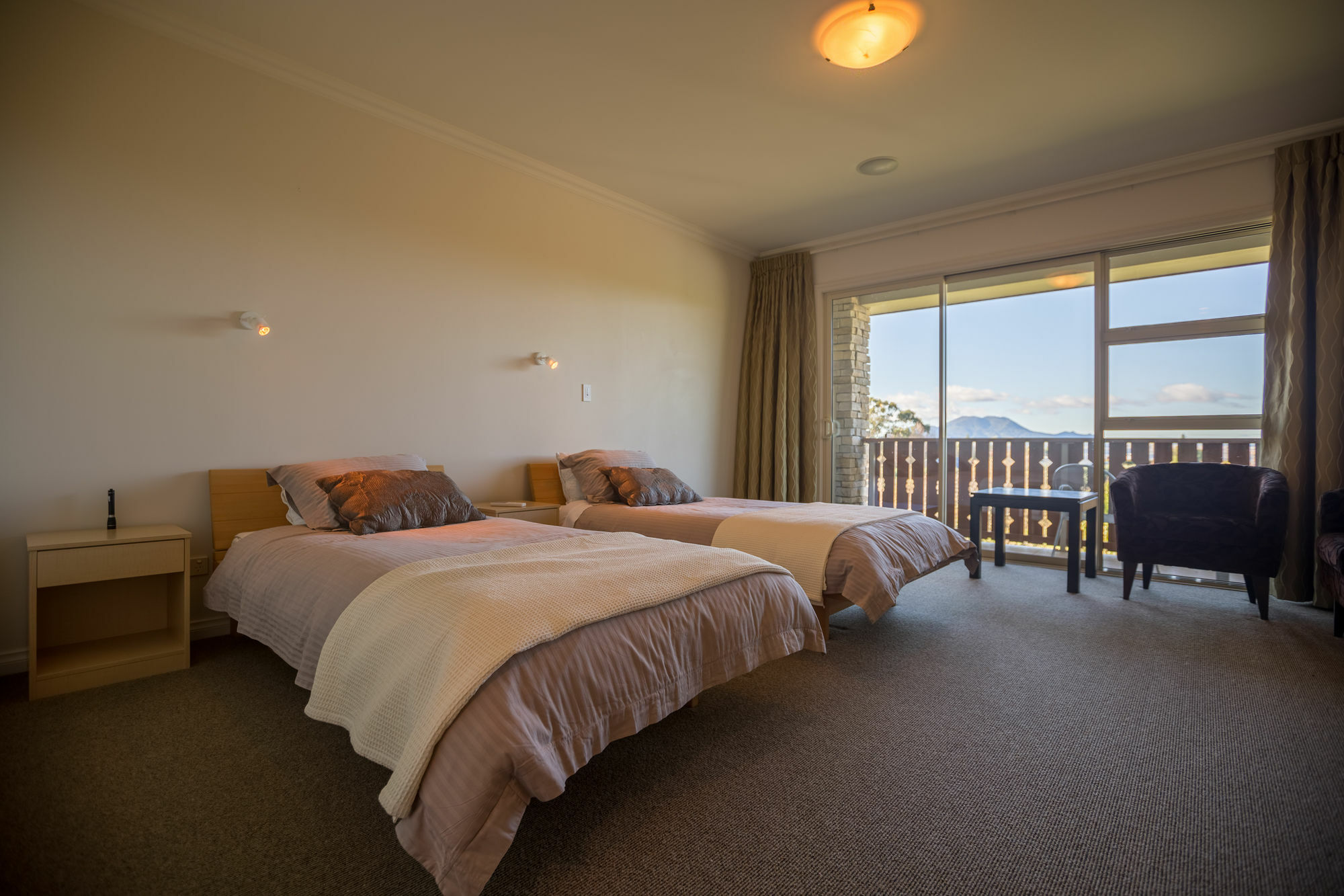 Chalet Eiger Taupo Exterior photo